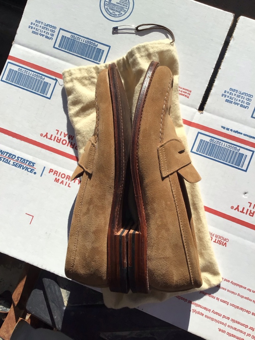 Alden used conditions suede loafers 9.5/D minimal usage - Picture 4 of 16
